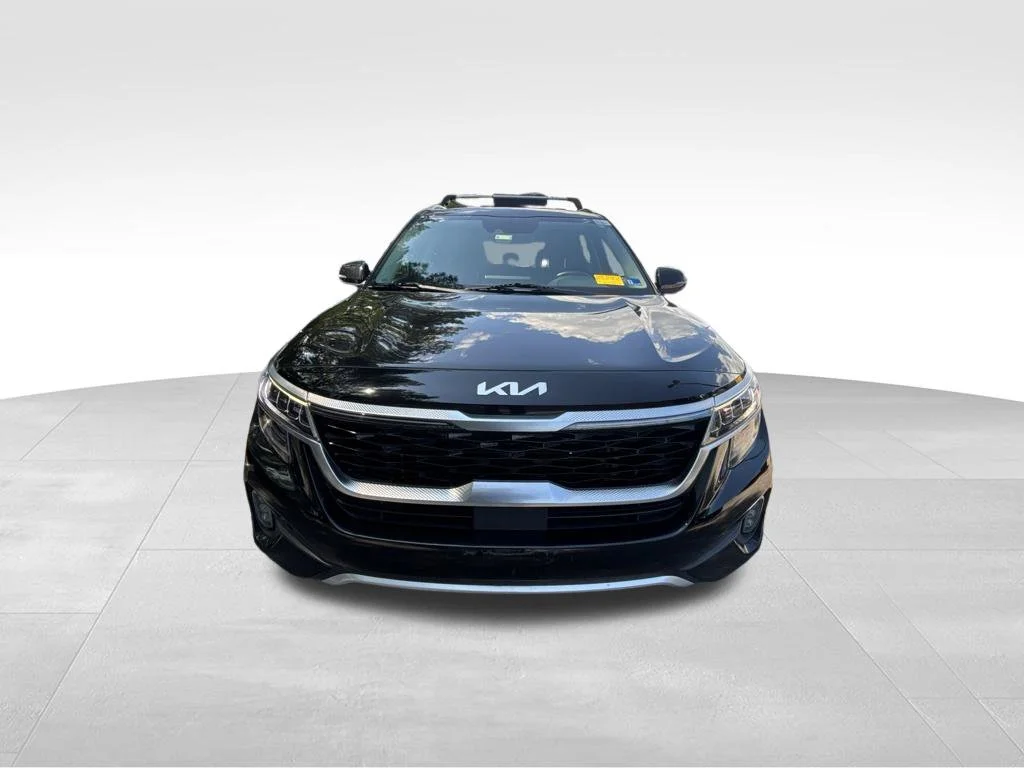Certified Used 2023 Black Kia SX image 9