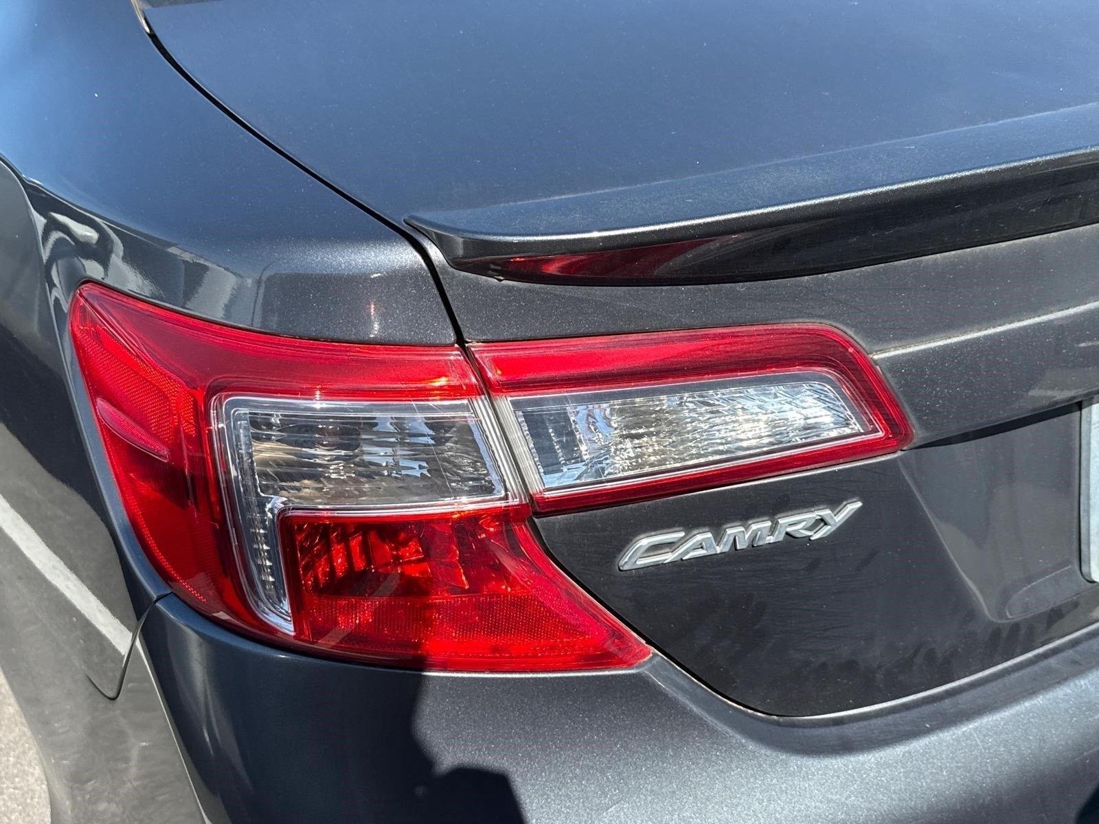 Used 2014 Magnetic Gray Metallic Toyota SE image 10