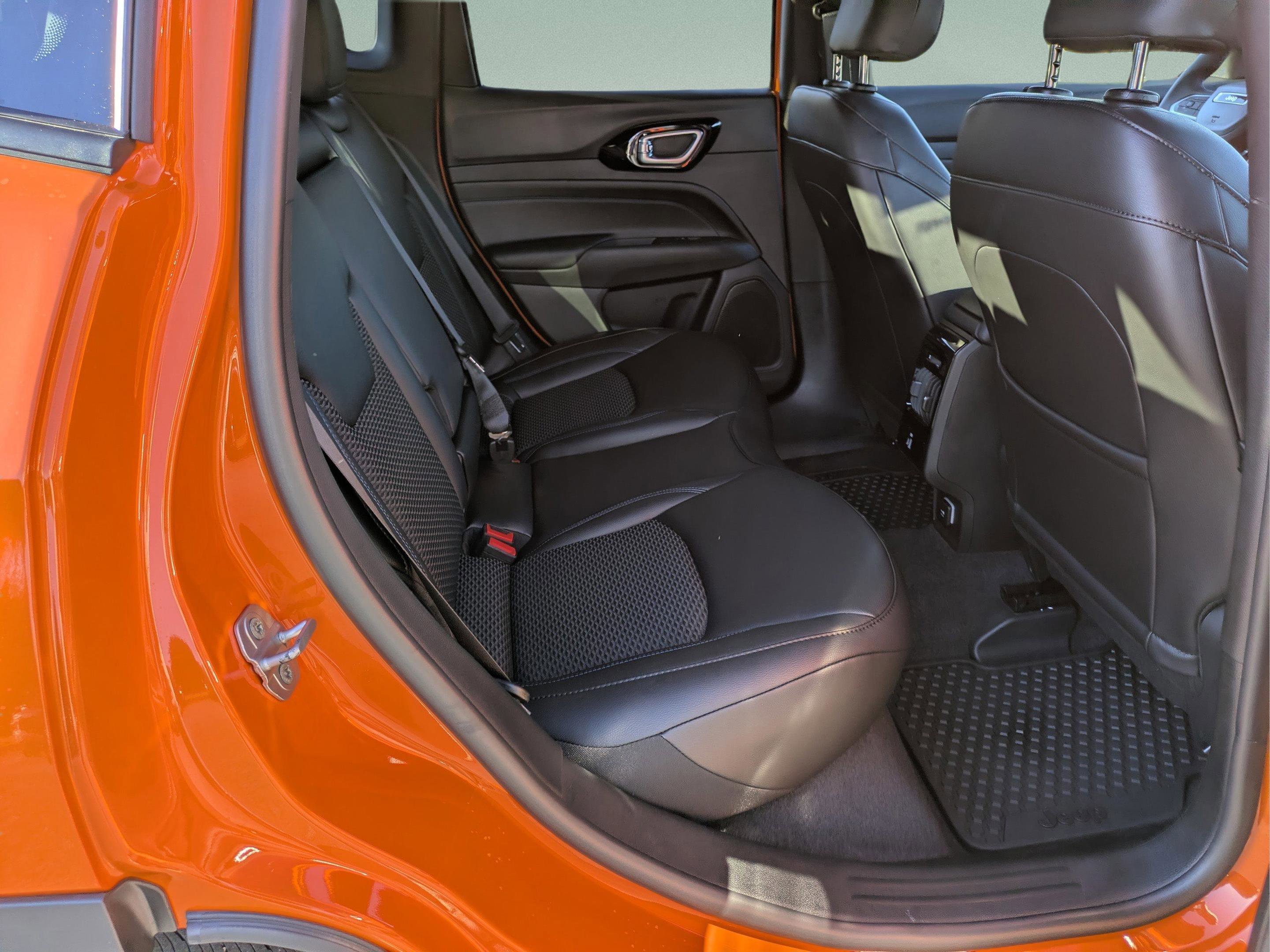 New 2026 Joose (DISC) Jeep Latitude Altitude image 11