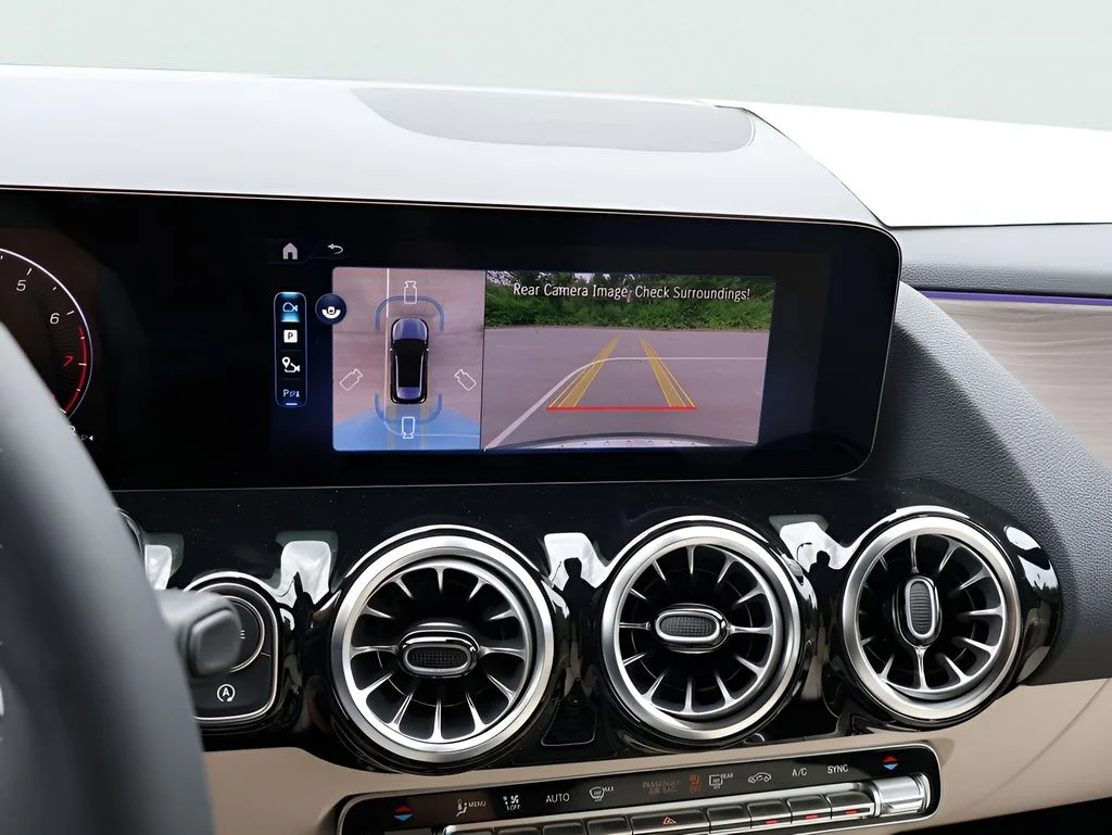 New 2026 Mountain Gray Metallic Mercedes-Benz GLA 250 image 23