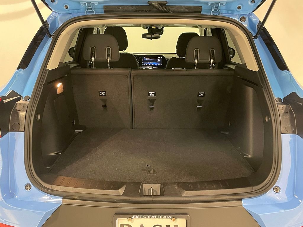 Used 2024 Blue Chevrolet LT image 5