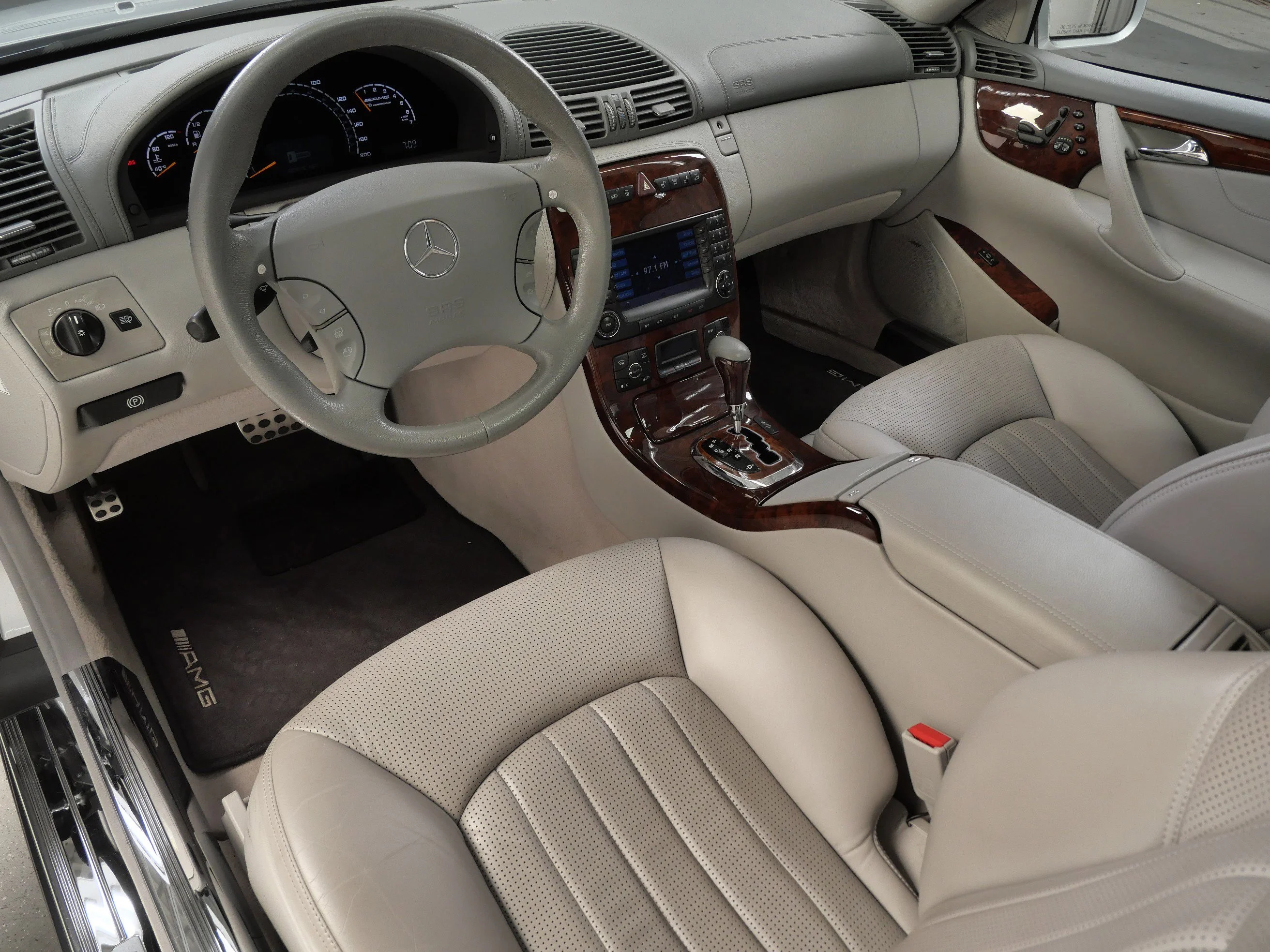 Used 2005 Mercedes-Benz CL-Class CL55 with VIN WDBPJ74J45A044123 for sale in Minnetonka, Minnesota