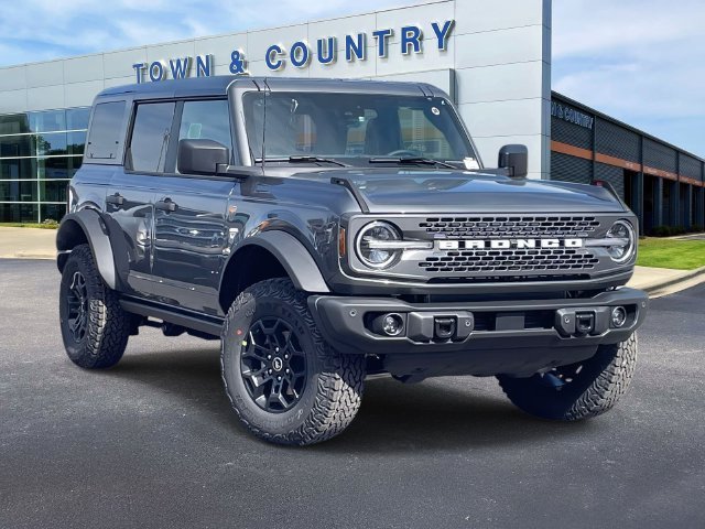 New 2026 Carbonized Gray Metallic Ford Badlands image 1