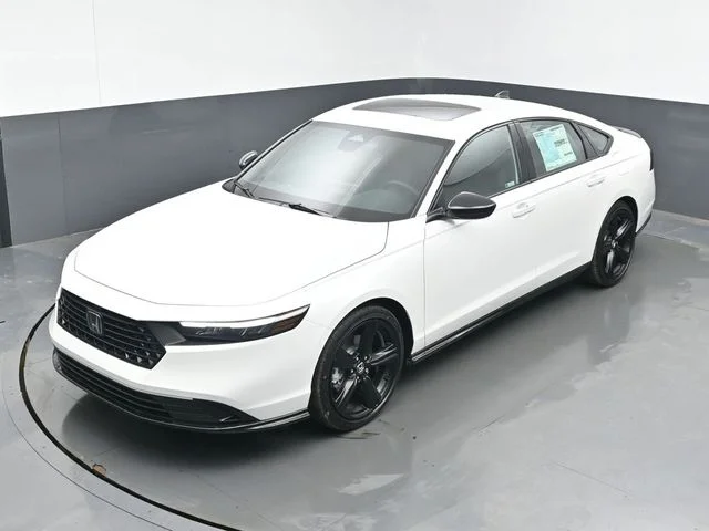 New 2026 Platinum White Pearl Honda Sport-L image 15