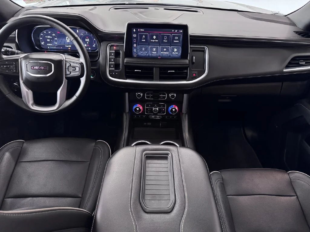 2023 GMC Yukon XL SLT - Photo 16
