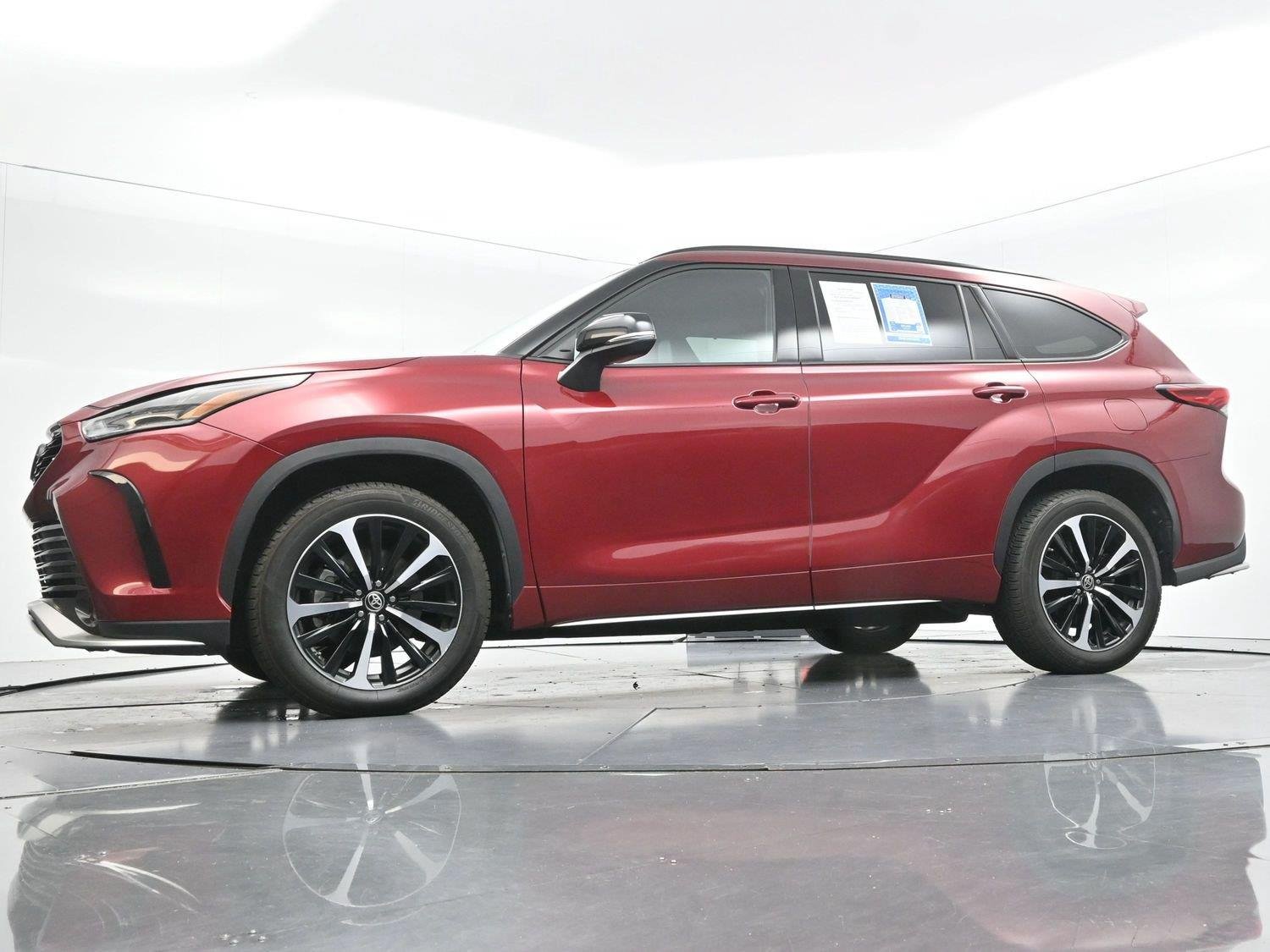 Used 2022 Ruby Flare Pearl Toyota XSE image 50