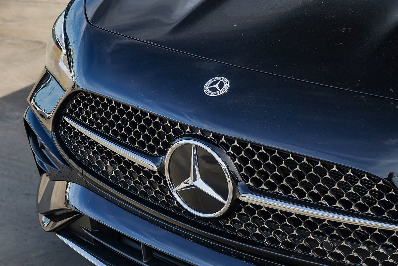 New 2026 Black Mercedes-Benz CLE 300 image 9