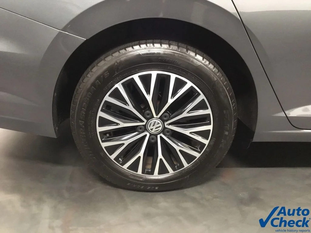 2019 Volkswagen Jetta SEL - Photo 18