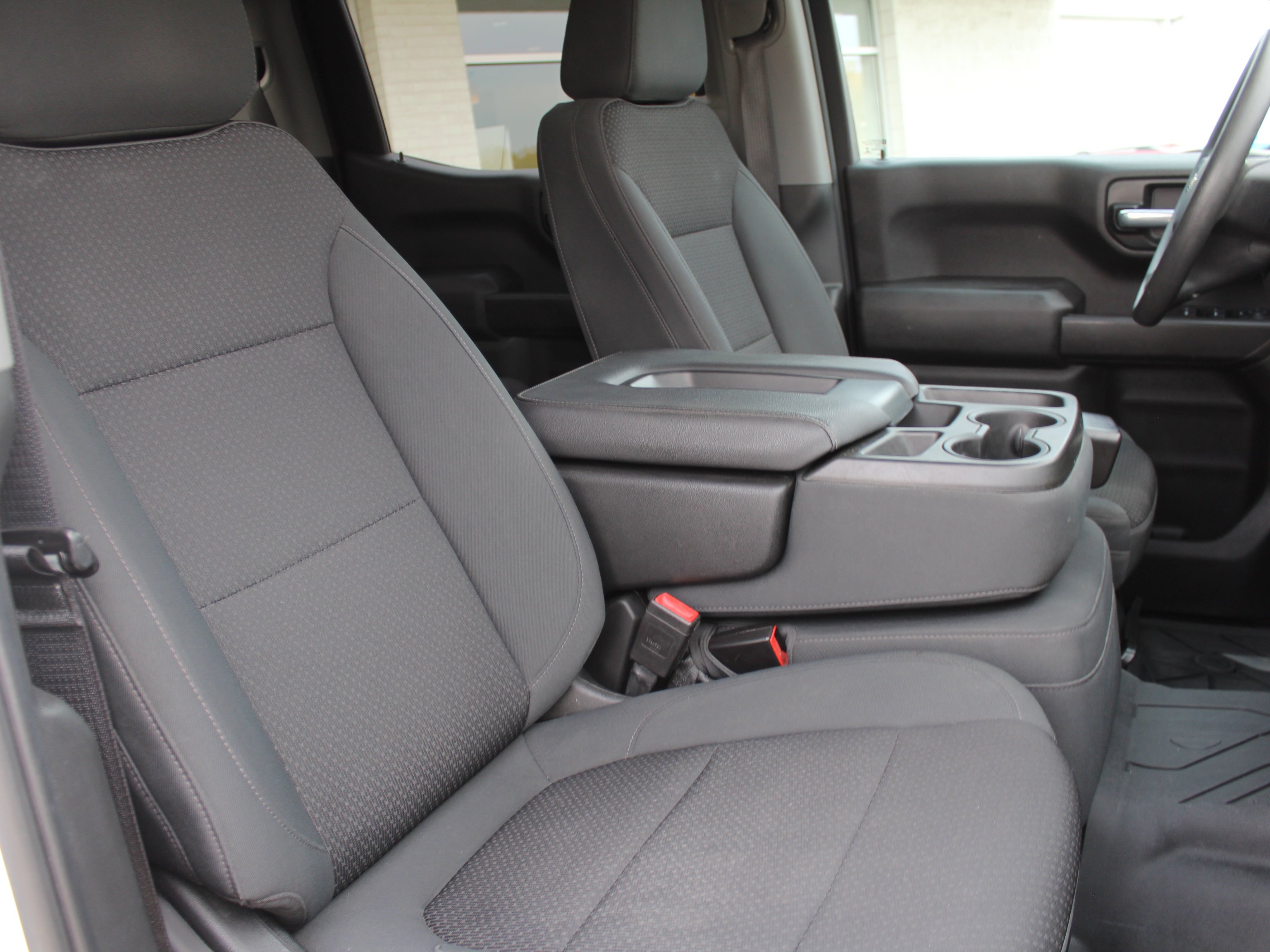 Used 2021 SUMMIT WHITE Chevrolet Custom image 27