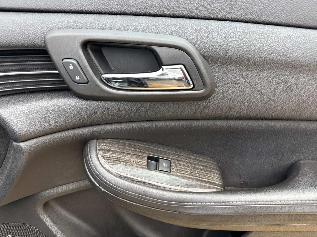 Used 2015 Gray Chevrolet LTZ image 14