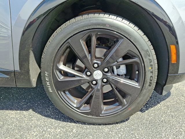 2021 Buick Envision Essence - Photo 9