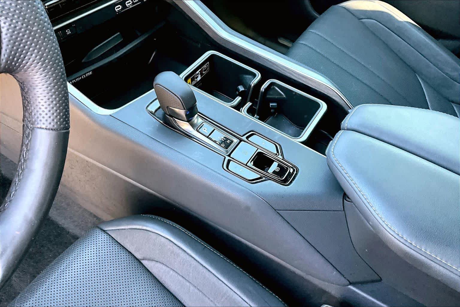 Used 2024 Wind Chill Pearl Lexus F SPORT Luxury image 17