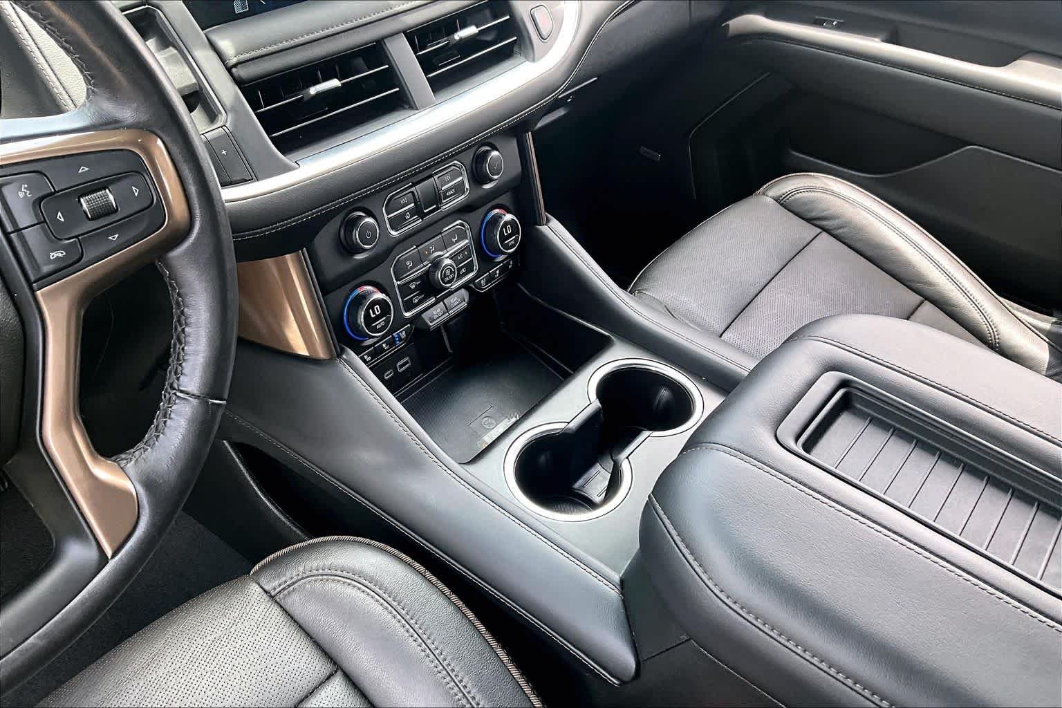 Used 2022 Dark Ash Metallic Chevrolet High Country image 33