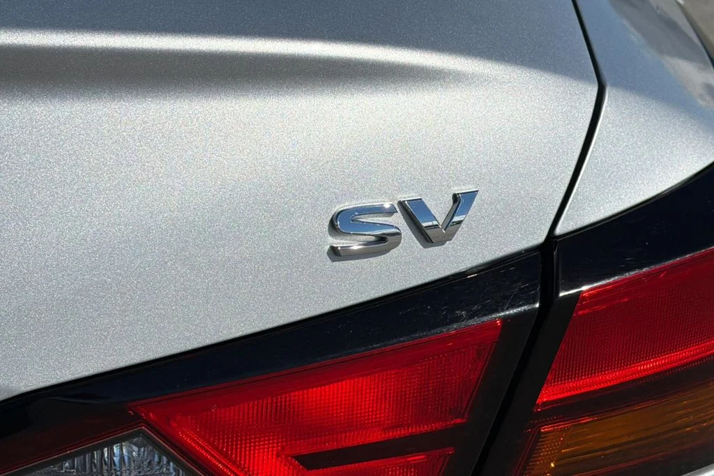Used 2019 Brilliant Silver Metallic Nissan 2.5 SV image 28