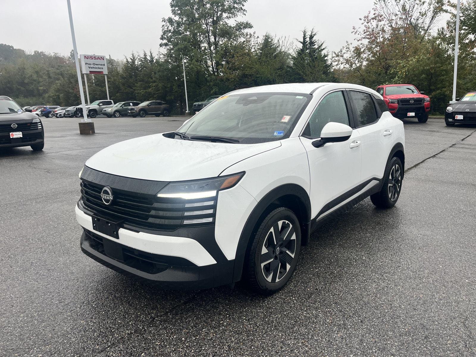 Used 2025 Fresh Powder Nissan SV image 3