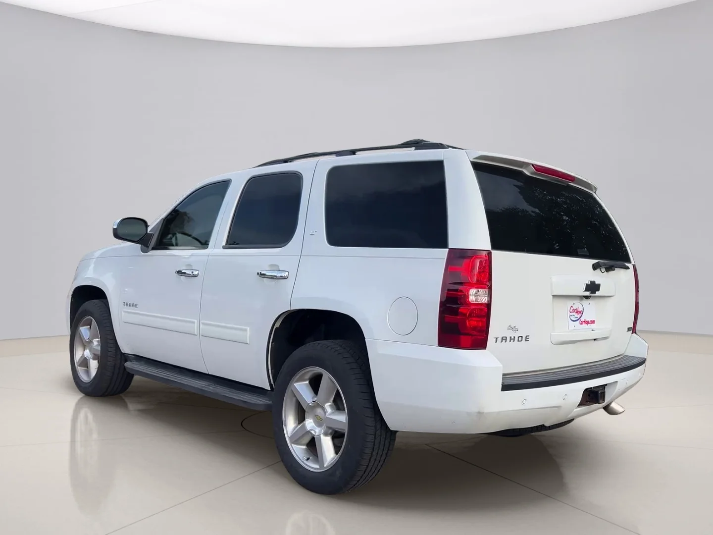 Used 2012 White Chevrolet  image 7