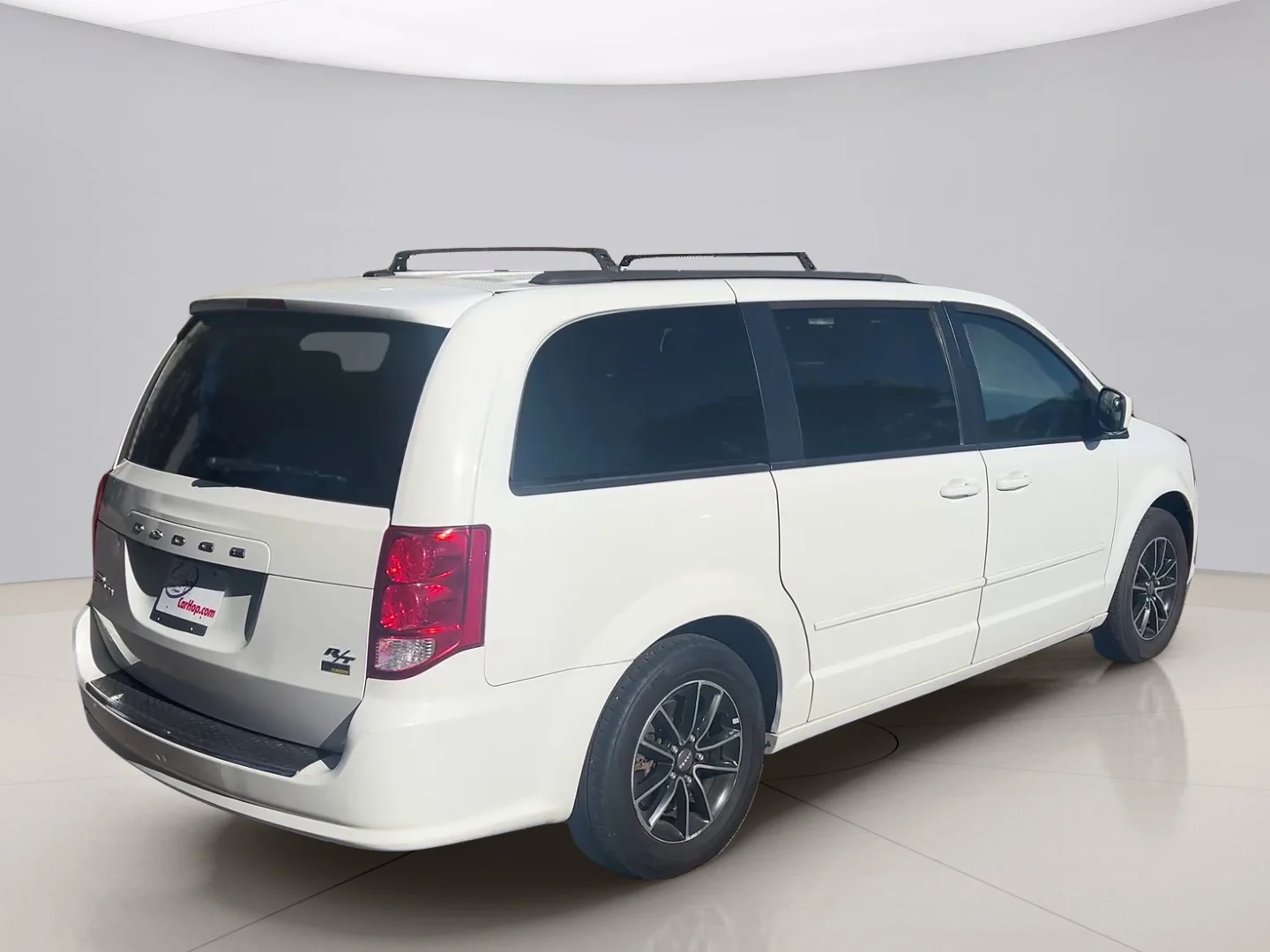 Used 2016 White Dodge RT image 5
