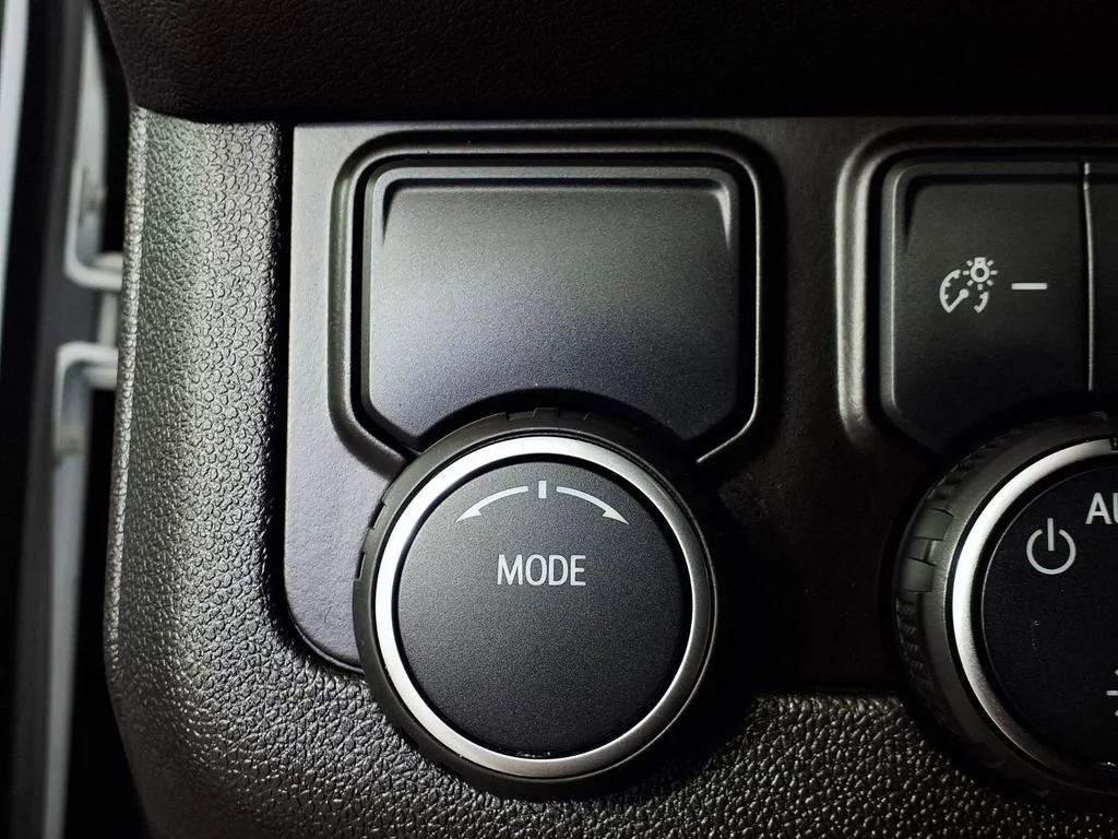 Used 2023 Summit White Chevrolet LT image 21