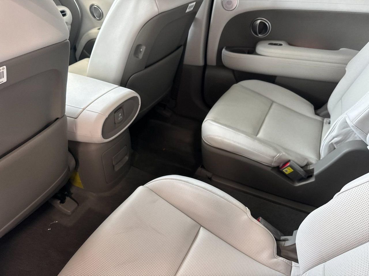 New 2026 White Hyundai Limited AWD image 11