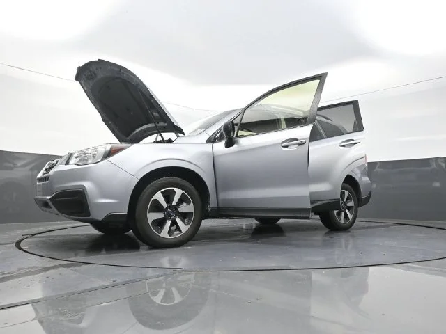 Used 2018 Silver Subaru 2.5i image 41