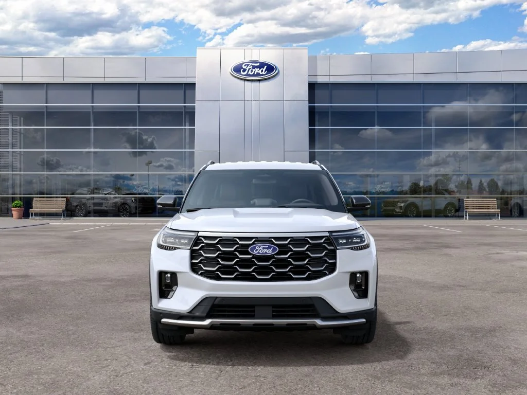 New 2027 Star White Metallic Tri-Coat Ford Platinum™ image 3