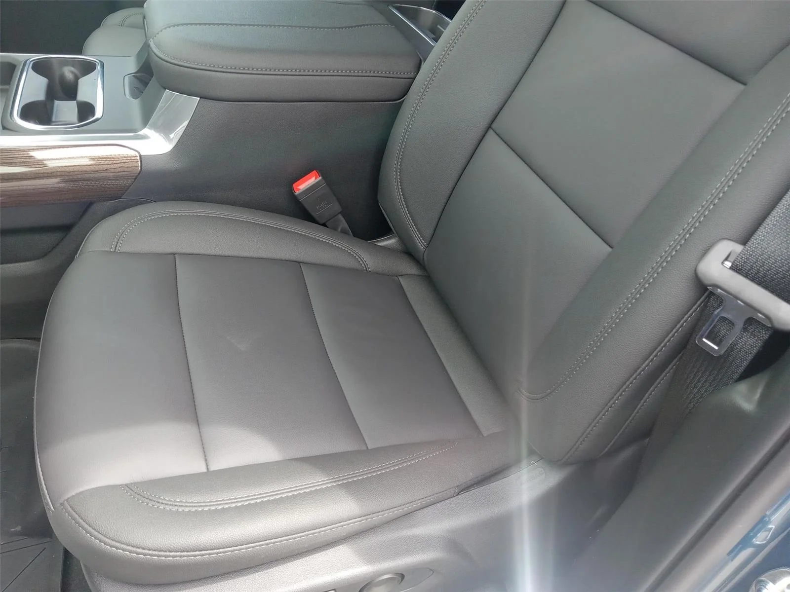New 2026 Lakeshore Blue Metallic Chevrolet LT image 10