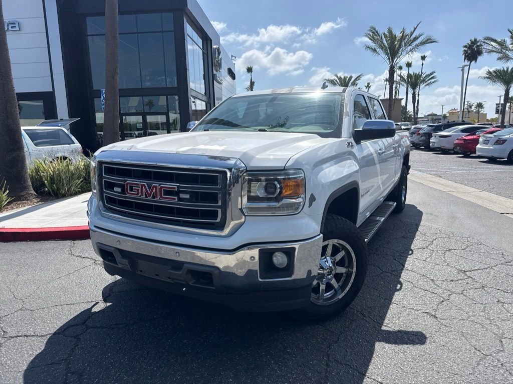 Used 2014 White GMC SLT image 2