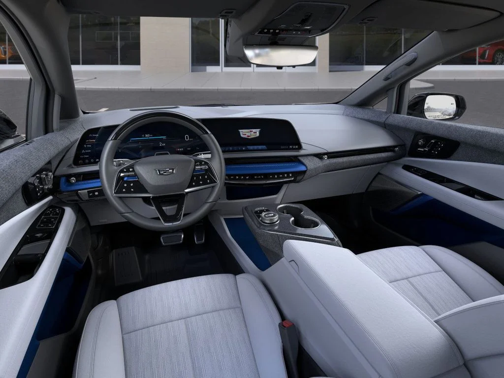 2025 Cadillac OPTIQ Luxury 2 - Photo 15