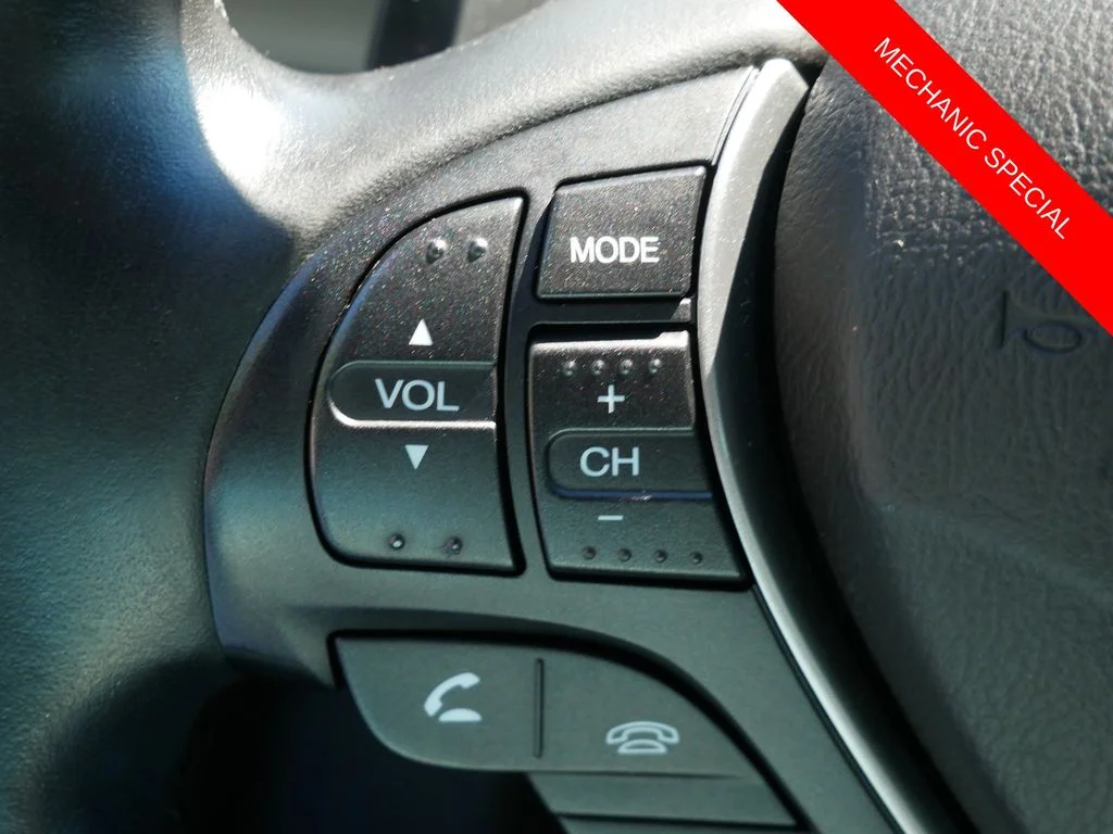 Used 2012  Acura 3.5 image 17