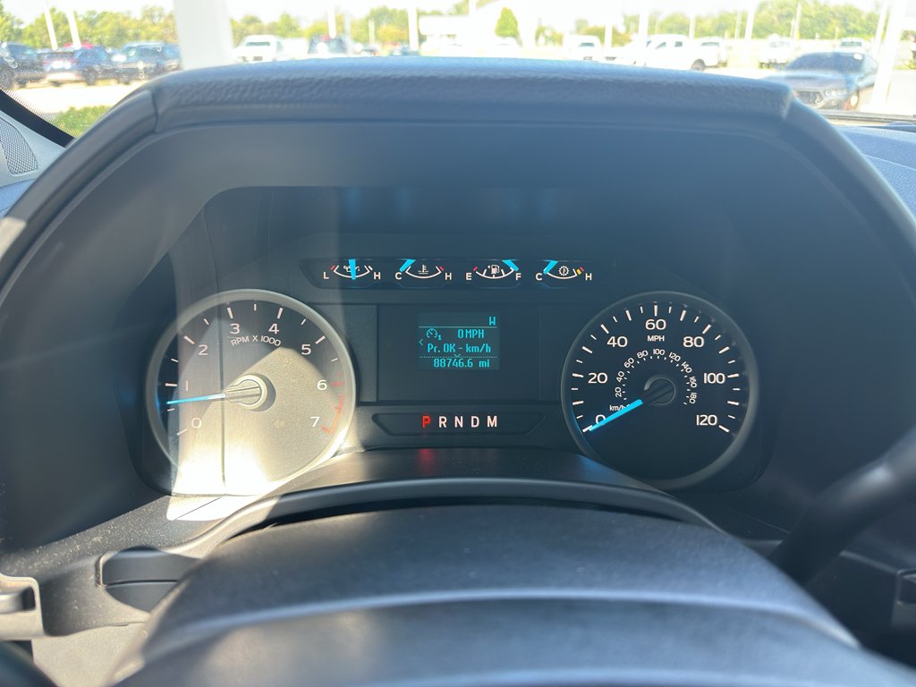 Used 2019 Oxford White Ford XLT image 11