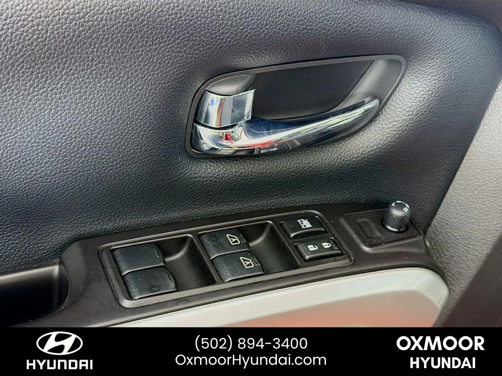 Used 2020 Red Alert Nissan SV image 18
