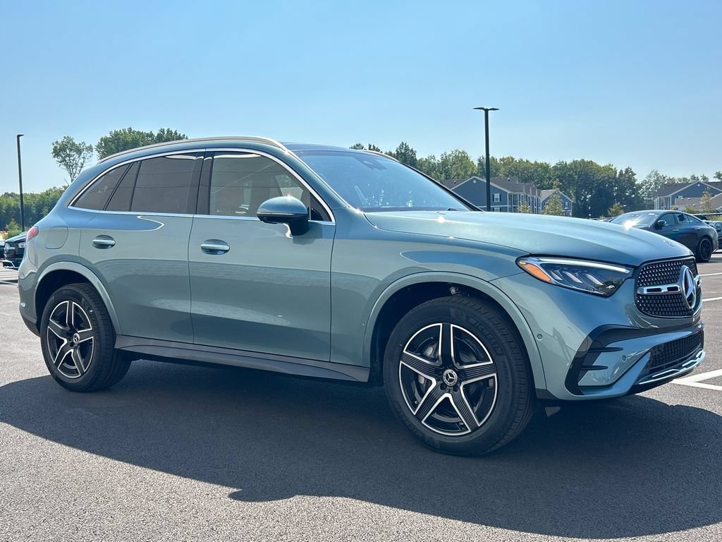 New 2027 Verde Silver Metallic Mercedes-Benz GLC 300 image 40