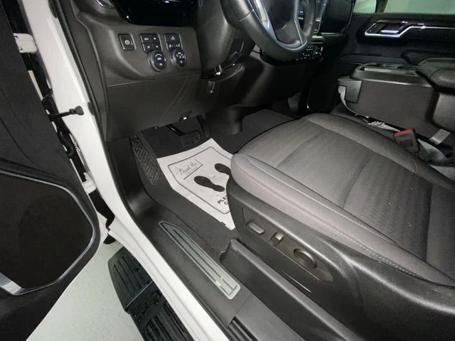 Used 2023 White Chevrolet RST image 12