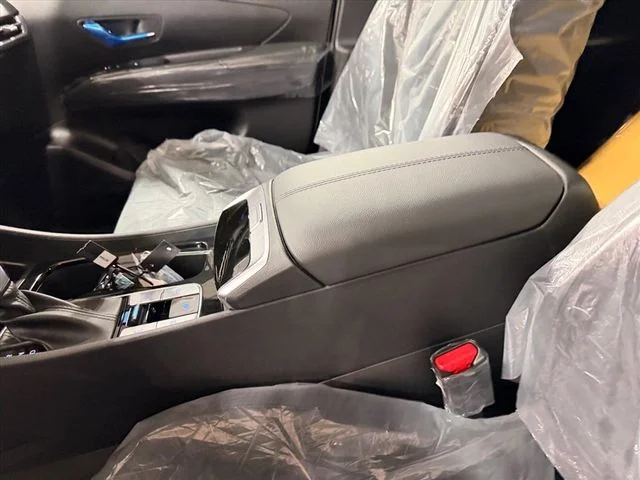 Used 2026 White Hyundai SE image 17