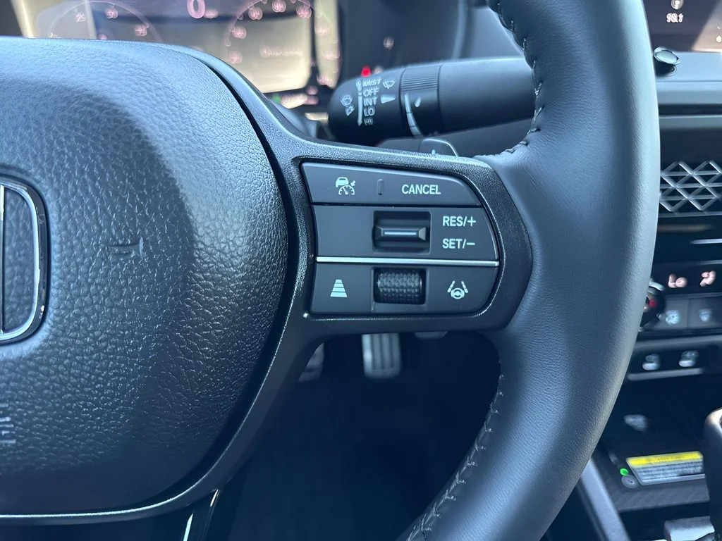 Used 2025 Silver Honda Sport-L image 18
