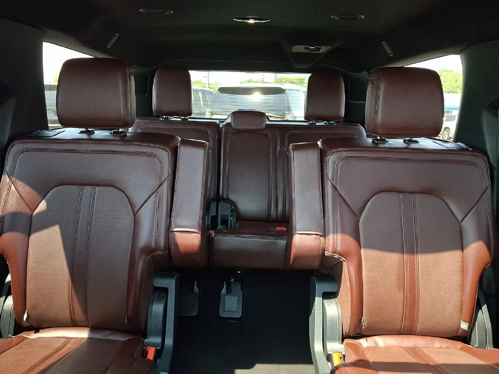 Used 2024  Ford Limited image 20