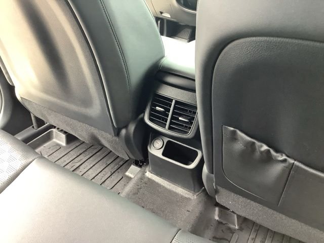 Used 2023 Snow White Pearl Kia SX image 22