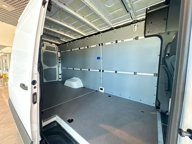 New 2026 Arctic White Mercedes-Benz Cargo 170 WB image 51