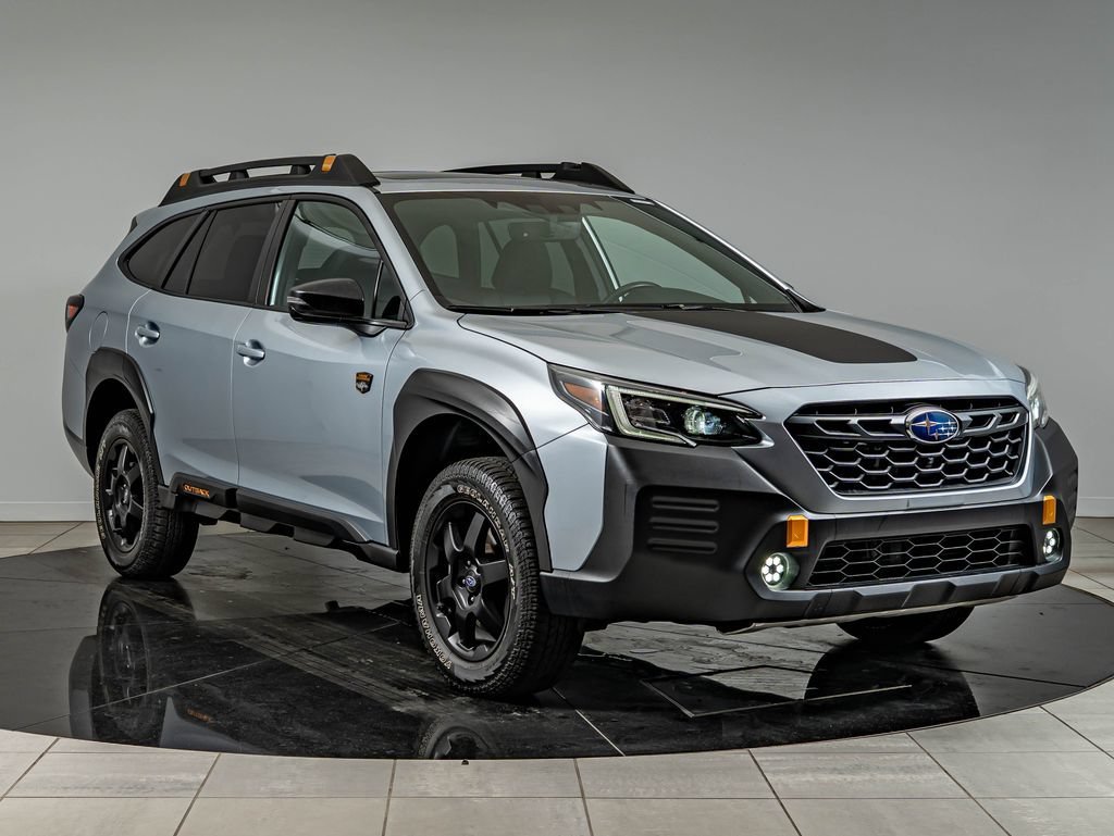 Used 2023 Ice Silver Metallic Subaru Wilderness image 3