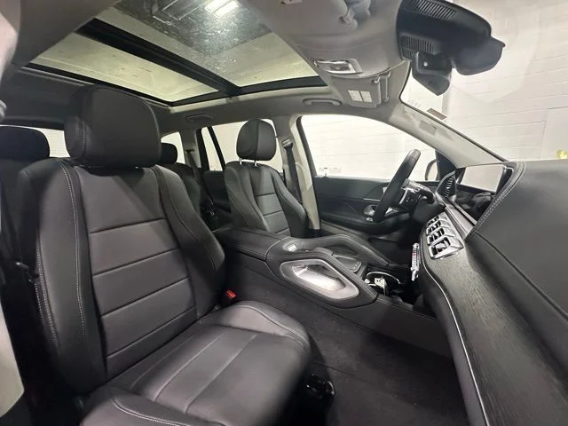 New 2026  Mercedes-Benz GLS 450 image 15