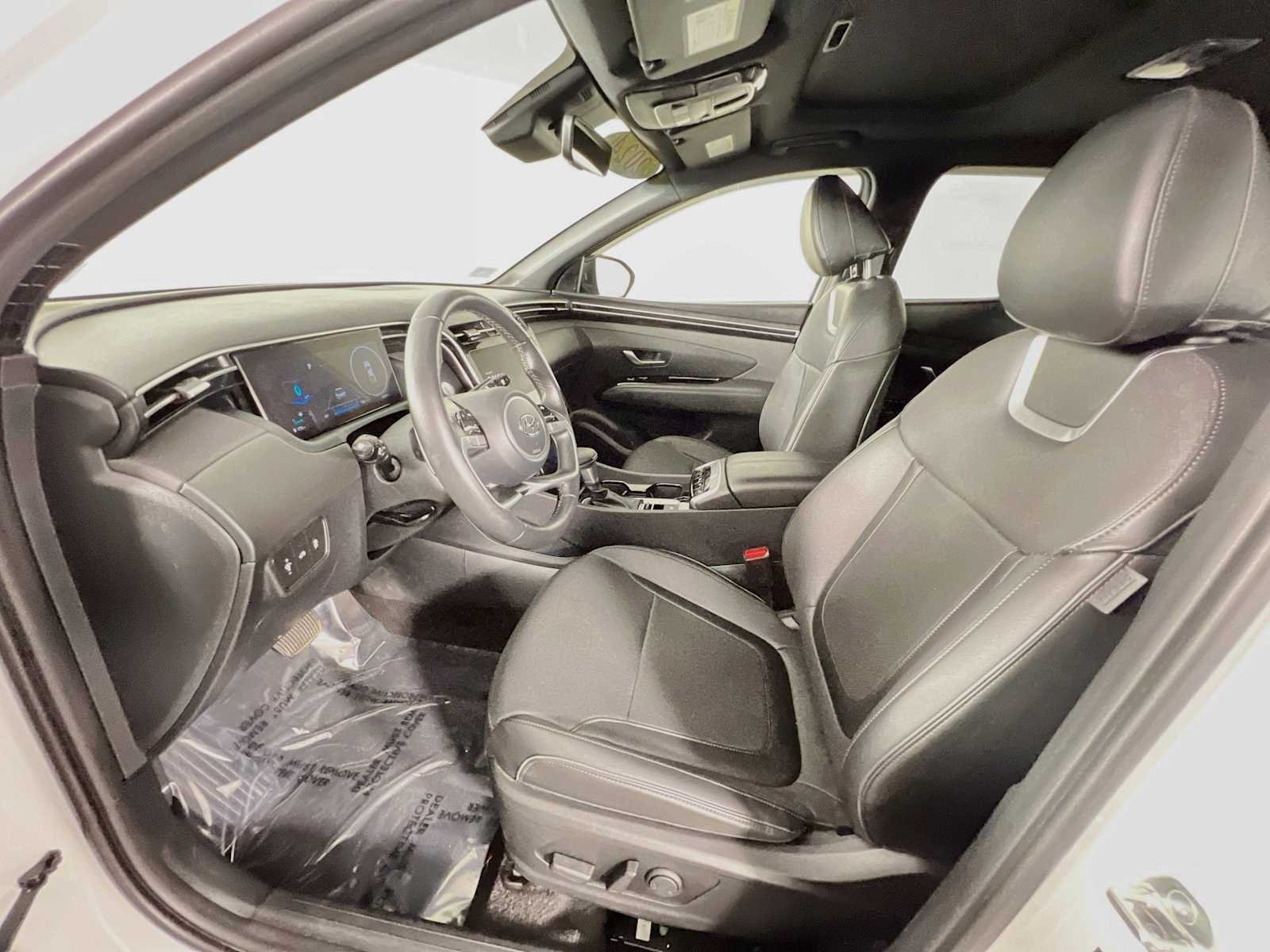 Used 2024 Atlas White Hyundai Limited image 22