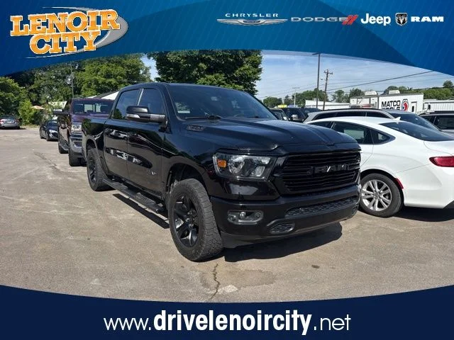 2020 RAM 1500 Big Horn/Lone Star 4x4 Crew Cab 5'7's photo