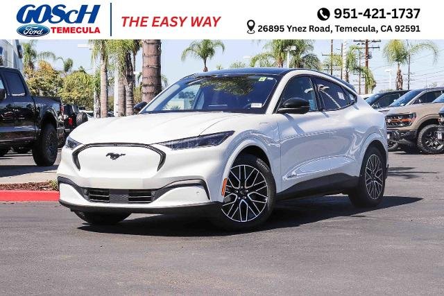 New 2026 Star White Metallic Tri-coat Ford Premium image 30