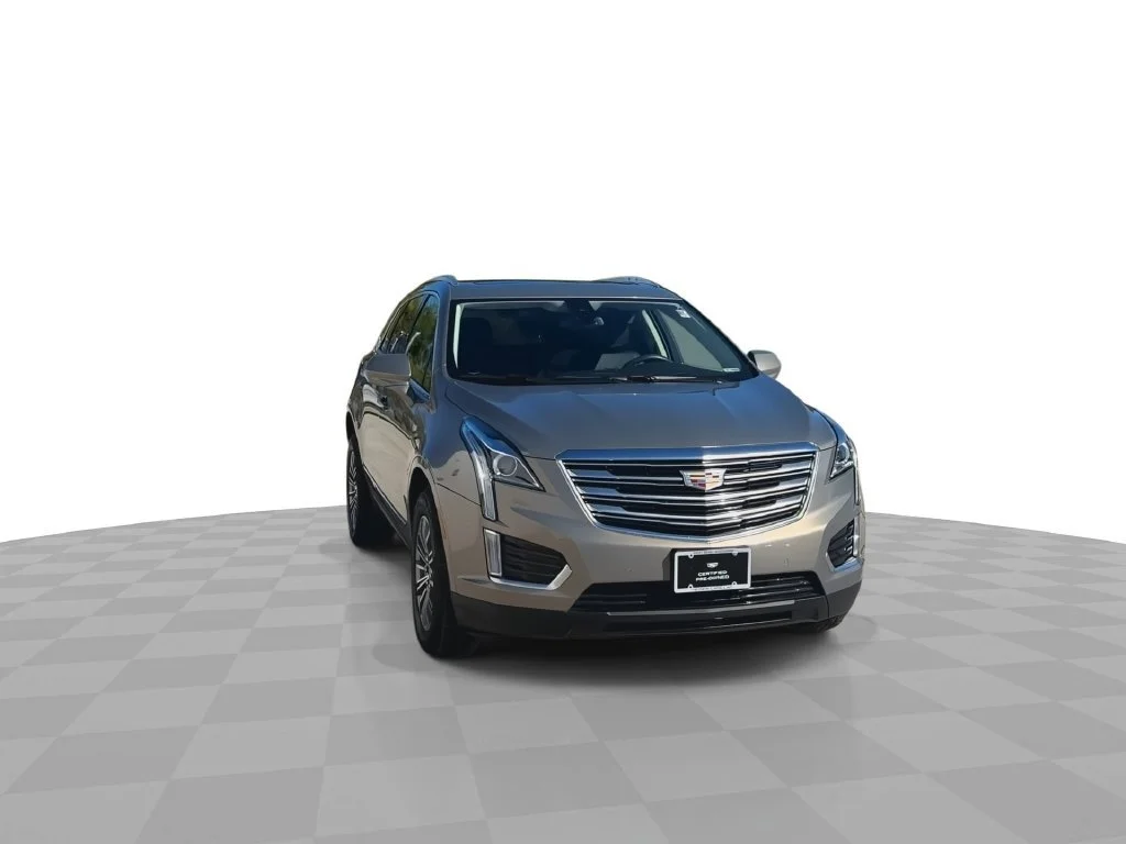 Used 2018 BRONZE DUNE METALLIC Cadillac Luxury AWD image 3