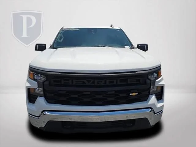 New 2026 Summit White Chevrolet WT image 13