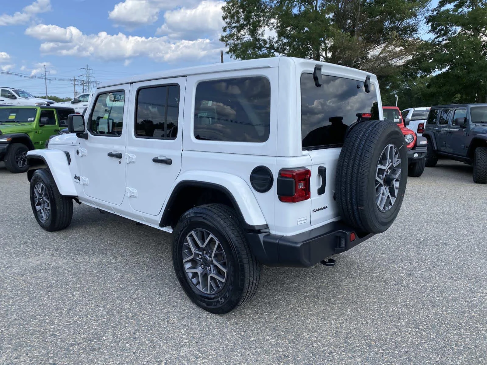 Used 2026 Bright White Clearcoat Jeep Sahara image 6