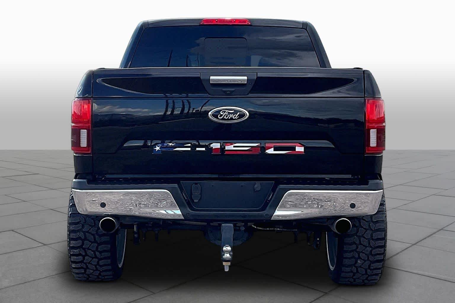 Used 2019 Agate Black Metallic Ford XLT image 5