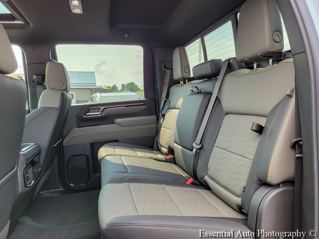 2026 Chevrolet Silverado 2500 HD ZR2 - Photo 10
