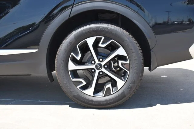 Used 2023 Black Kia EX image 8