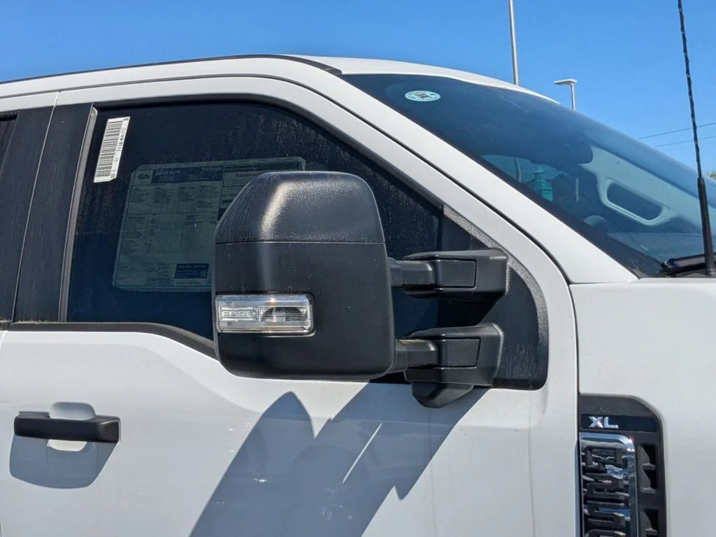 New 2026 Oxford White Ford XL image 12